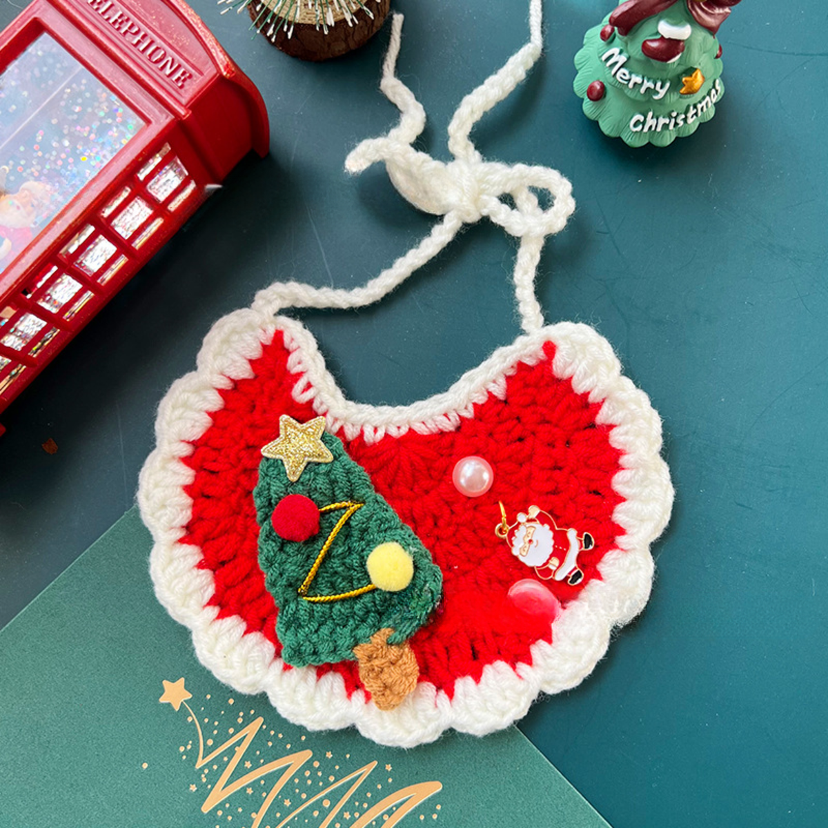 Christmas Pet Scarf Ornament for Cats and Dogs, Knitted Scarf Collar with Reindeer, Santa Claus, and Snowman Designs