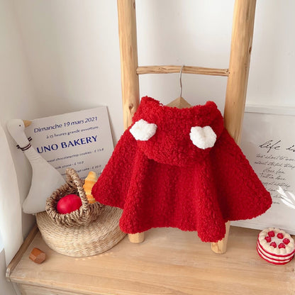 Adorable Baby Cloak – Soft Infant Romper for Newborns and Toddlers