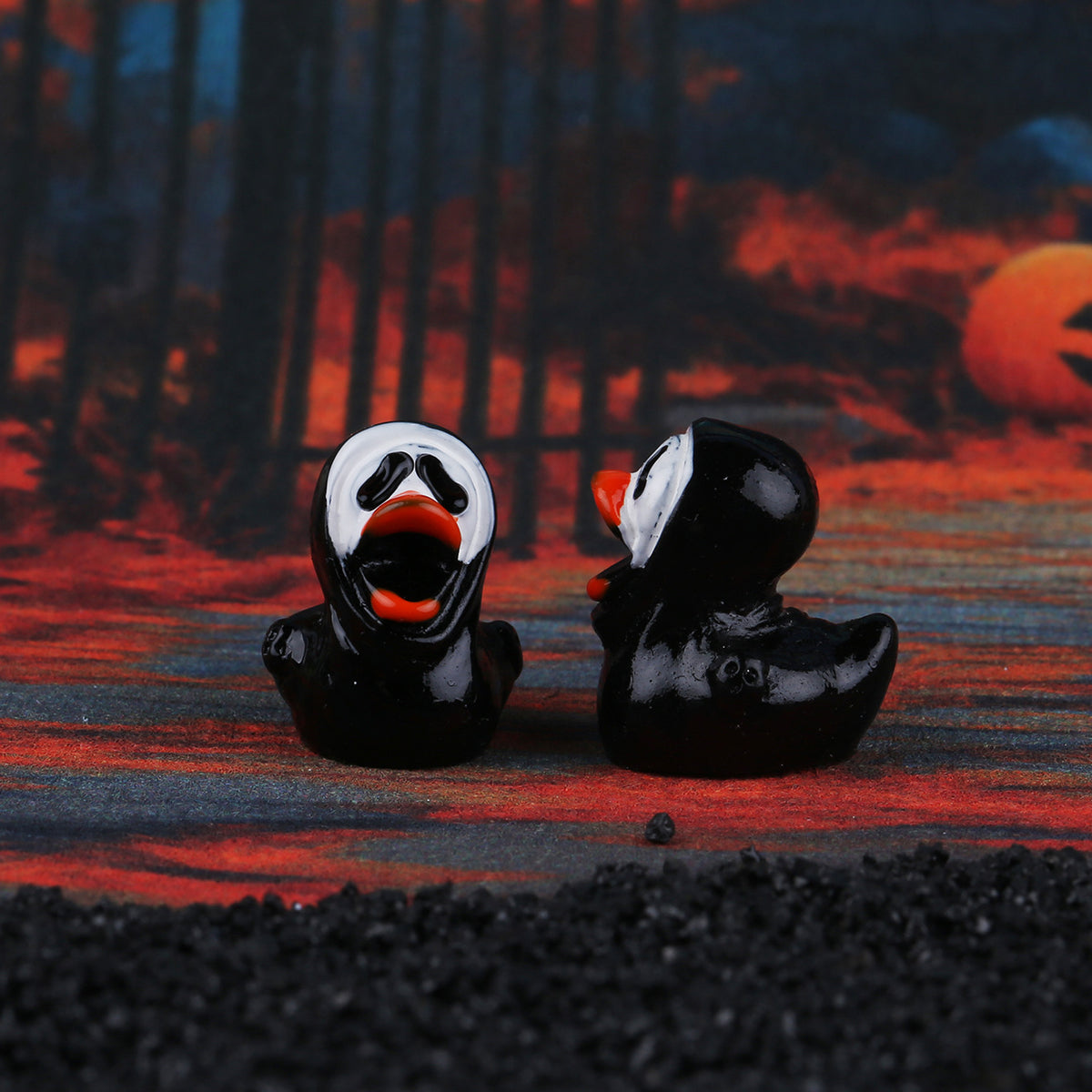 Quirky Ghost Duck Halloween Decoration Creative Devil Skull Duck Resin Desktop Ornament