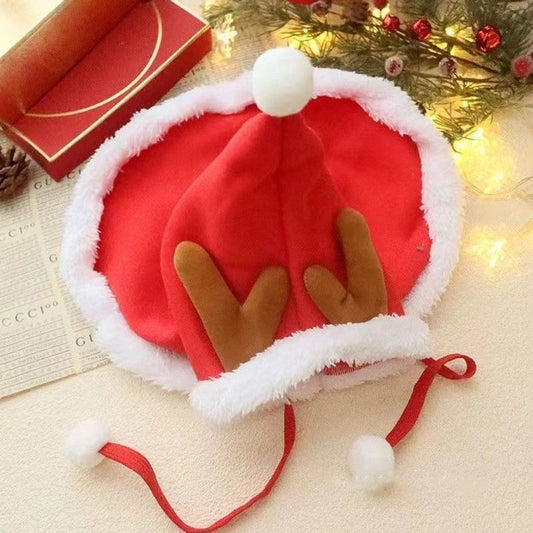 Cute Christmas Cape for Cats and Dogs, Warm Winter Pet Shawl With Deer Antlers for Funny Photos and New Year Celebrations