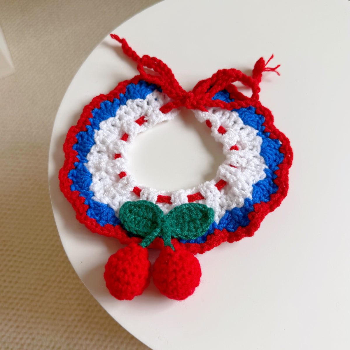 Pet Wool Knitted Collar Cat Saliva Scarf Bee Scarf Dog Bib Cute Dress Up