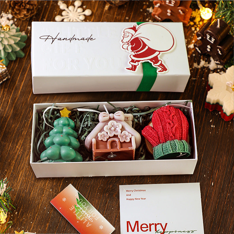 Festive Christmas Candles – Handmade Tree, Star & Holiday Shaped Candles