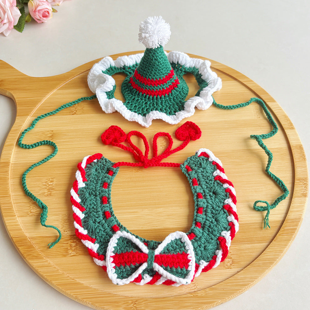 Christmas Pet Neck Warmers, Cat Outfits, Knitted Dog Christmas Hats, Knitted Santa Scarves, and Accessories