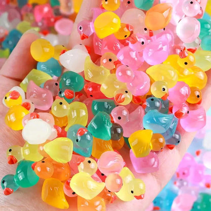 Mini Luminous Resin Duck Figurines – Glow in the Dark Tiny Characters for DIY Crafts, Desk & Room Decor