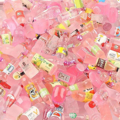 Non-Luminous Miniature Drink Bottles – Tiny Resin Beverage Decor for Desk, Bar & DIY Crafts
